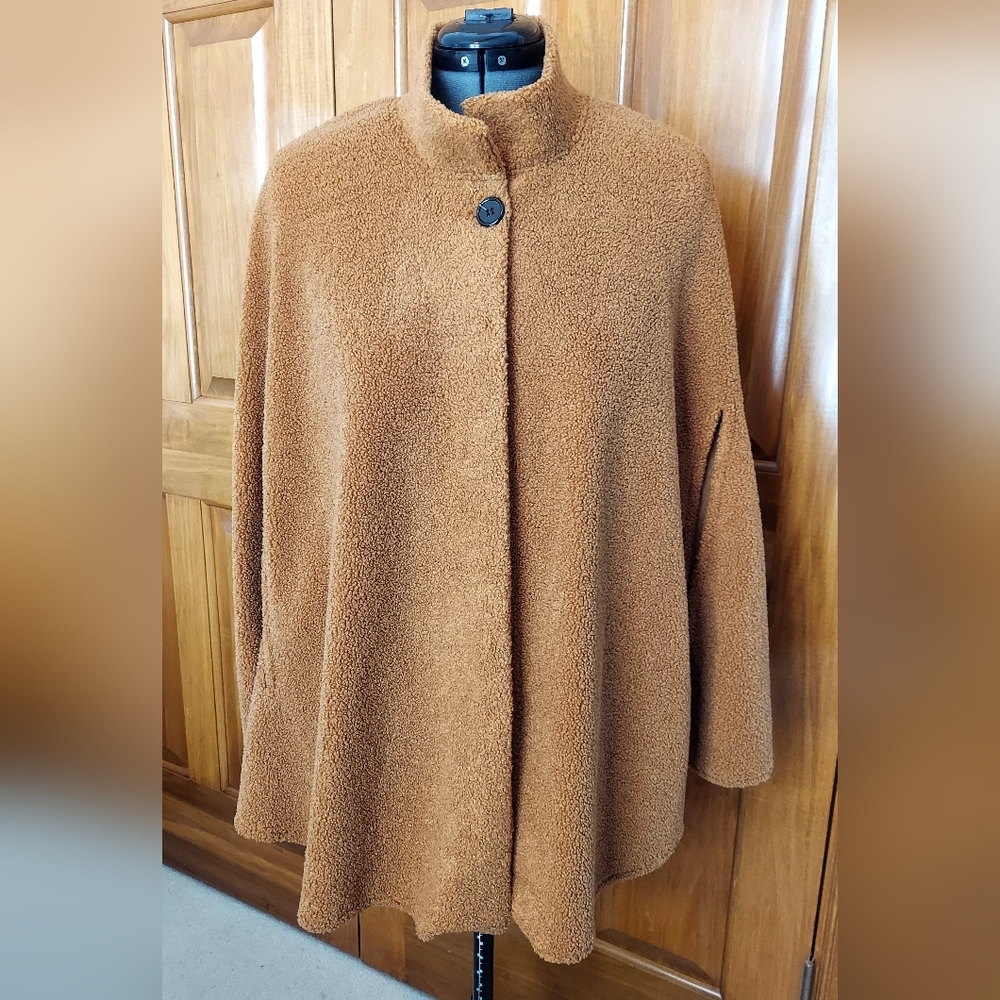 🆕 Apt. 9 Teddy Sherpa One Buttoned Cape Jacket, Arm Holes, Tobacco Color, NEW